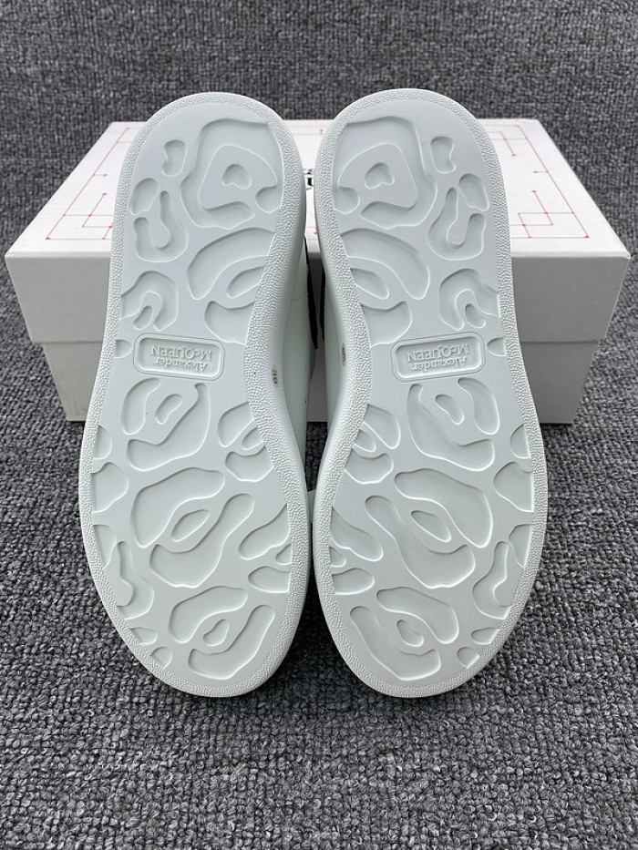 ALEXMQ Sneakers