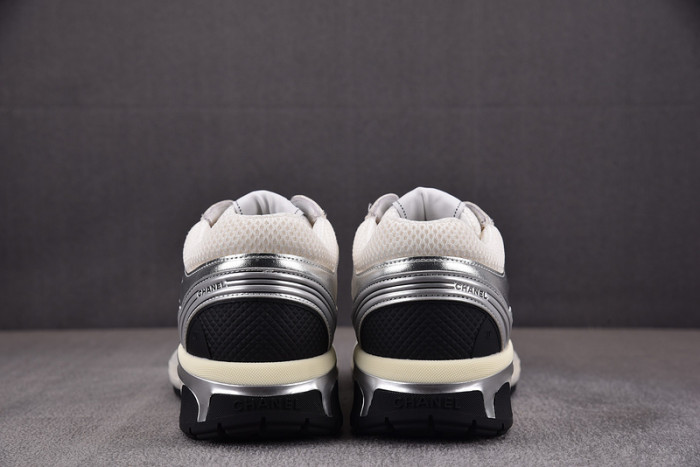 CHNL Sneaker