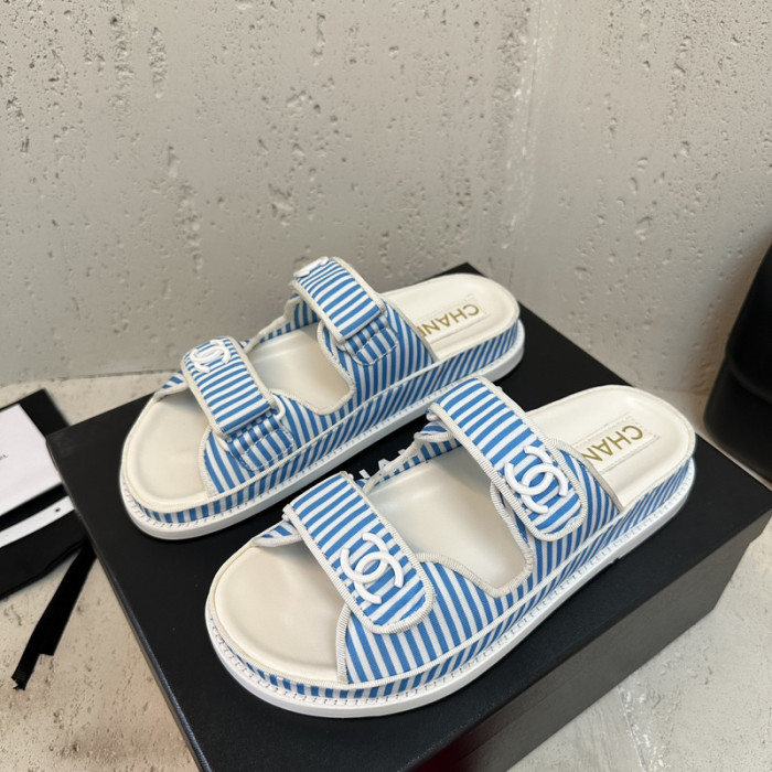 CN Slide Sandal