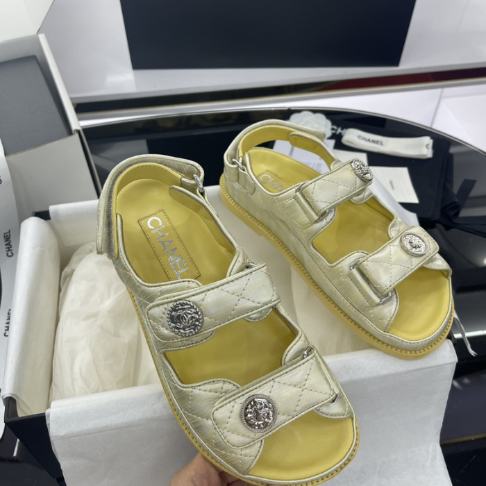 CN Slide Sandal