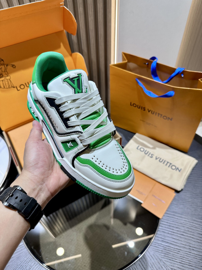 LUSV SNEAKERS