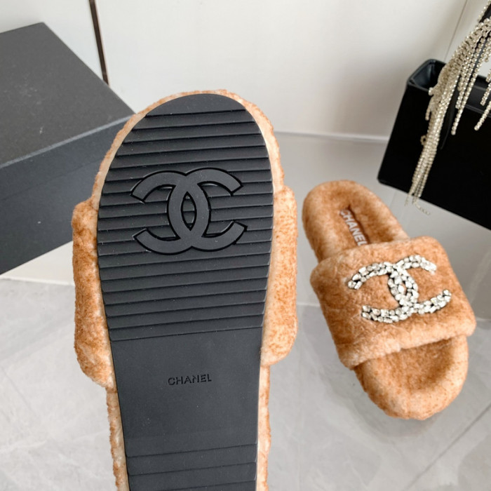 CN Slide Sandal