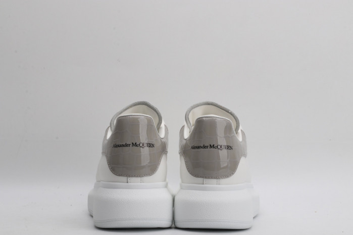 ALEXMQ Sneakers