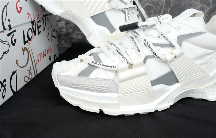 DG SNEAKER