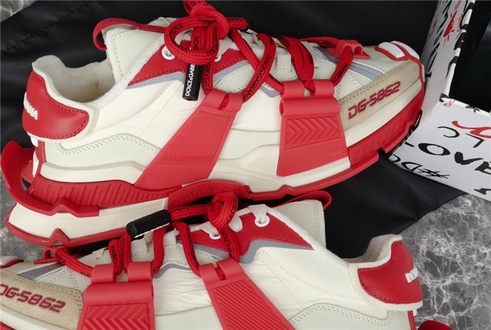 DG SNEAKER