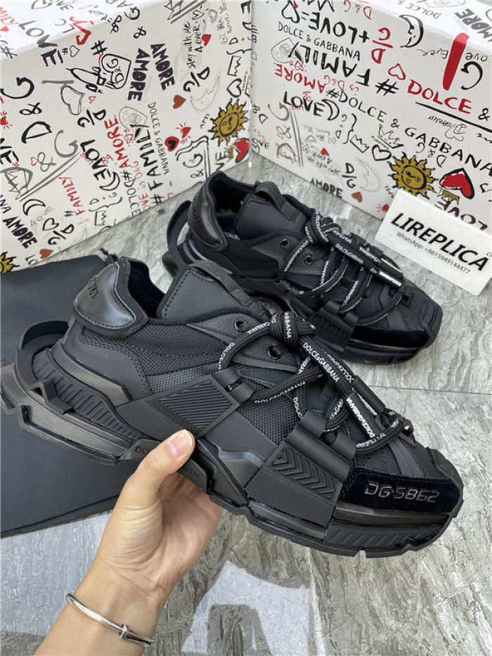 DG SNEAKER