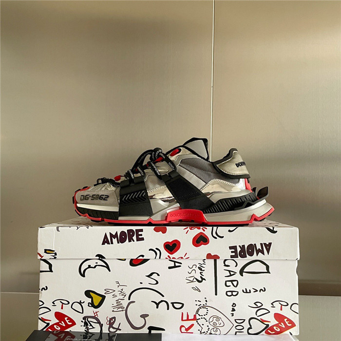 DG SNEAKER