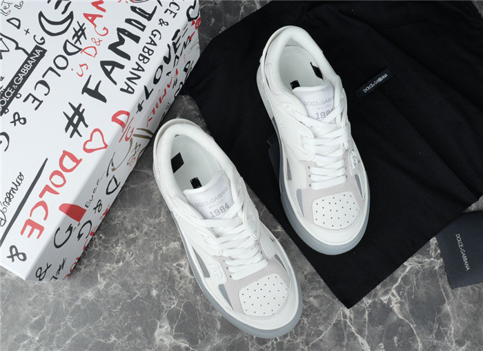 DG SNEAKER