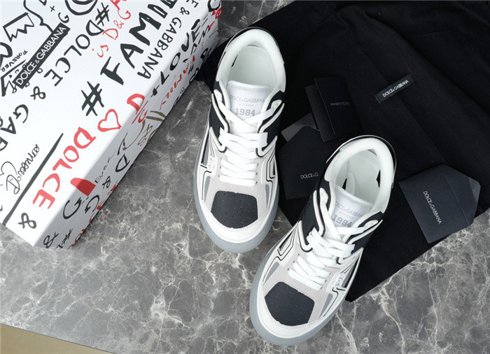 DG SNEAKER