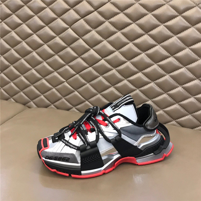 DG SNEAKER