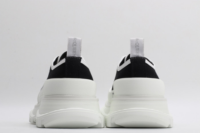 ALEXMQ Sneakers