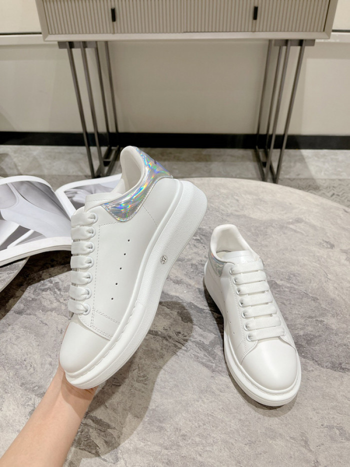 ALEXMQ Sneakers