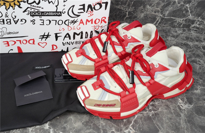 DG SNEAKER