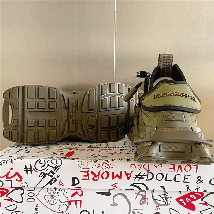 DG SNEAKER