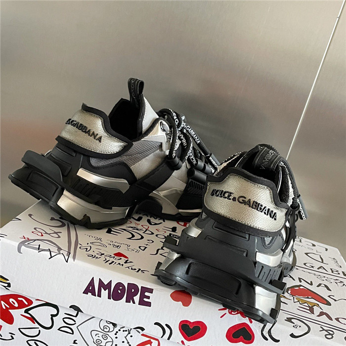 DG SNEAKER