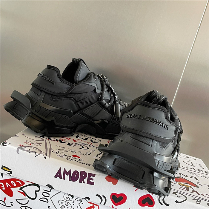DG SNEAKER
