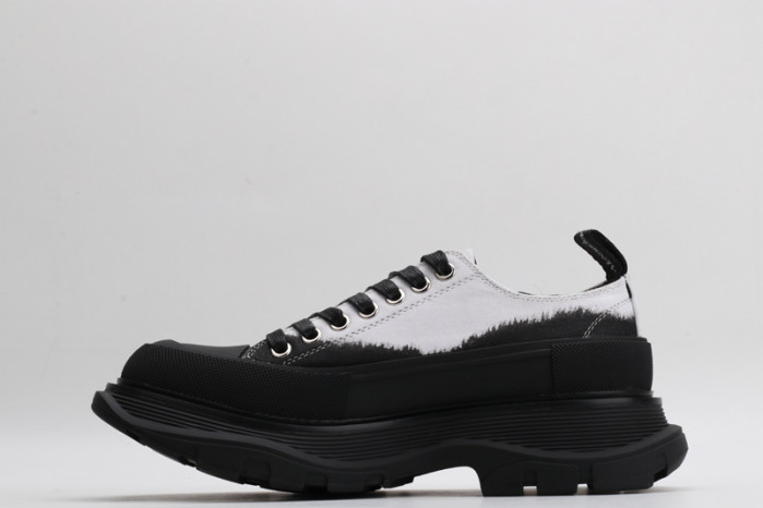 ALEXMQ Sneakers