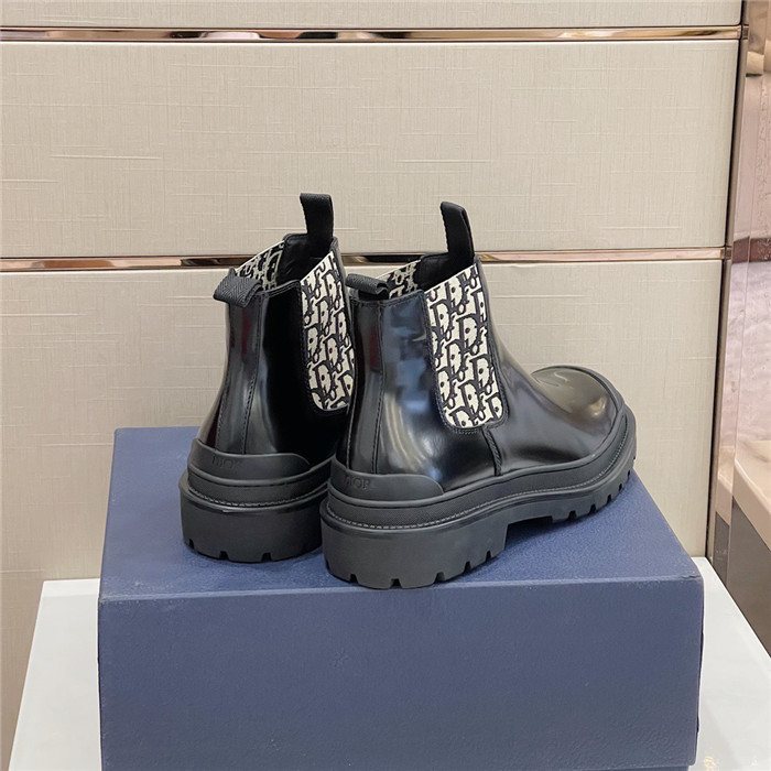 DOR BOOT