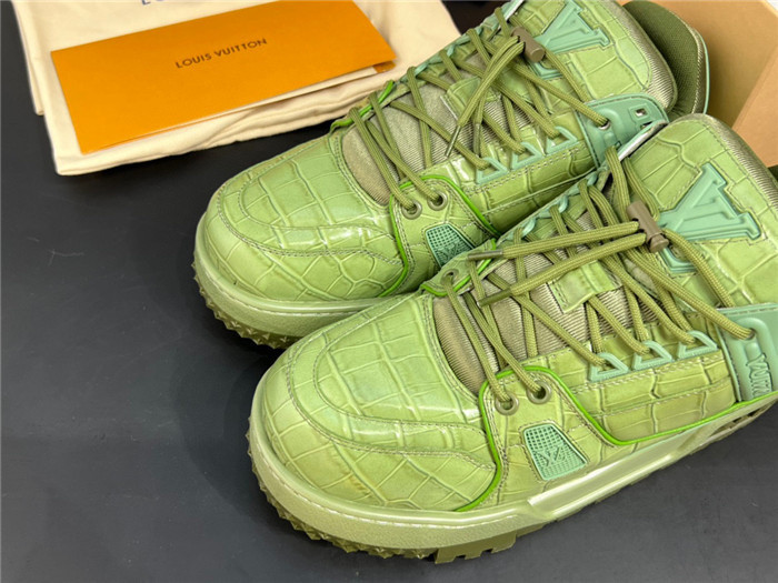 LUSV SNEAKERS