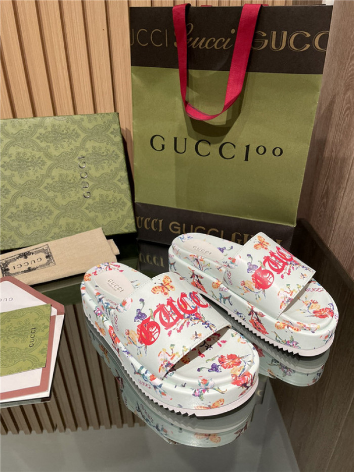 GCI GG Slide Sandal