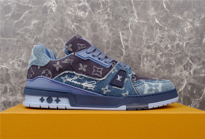 LUSV SNEAKERS