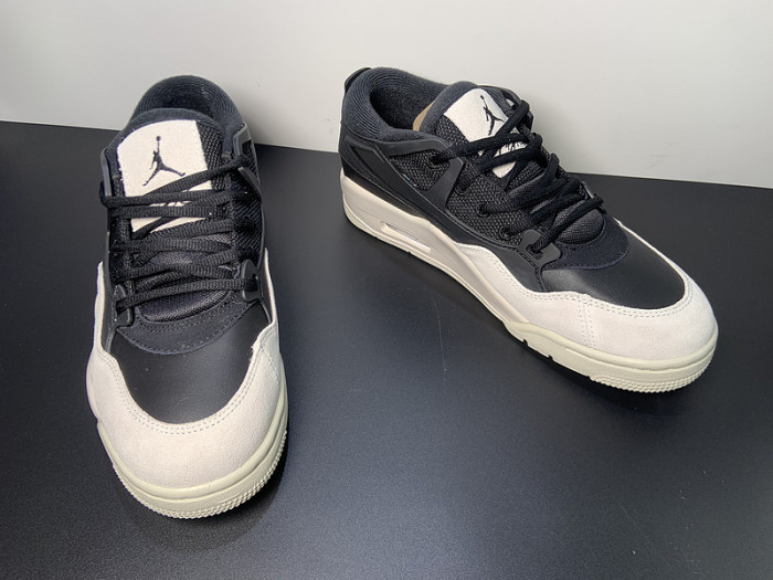 Air Jordan 4 RM 