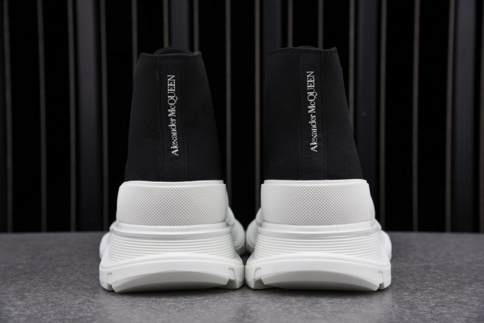 ALEXMQ Sneakers