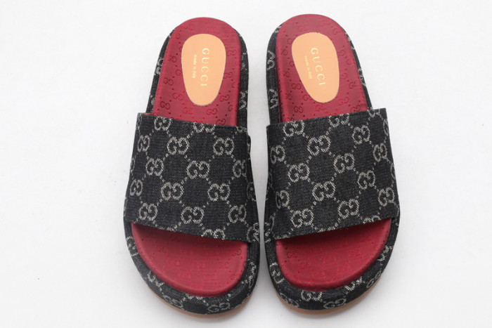 GCI GG Slide Sandal