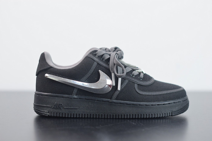 Travis Scott x Air Force 1 AQ4211-001
