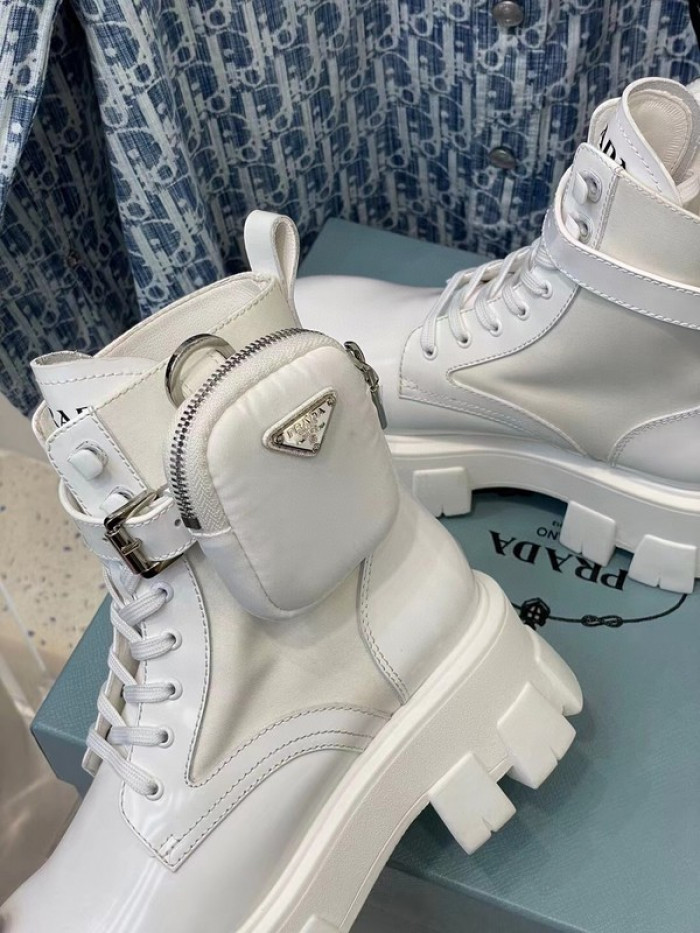 Pra*a boots