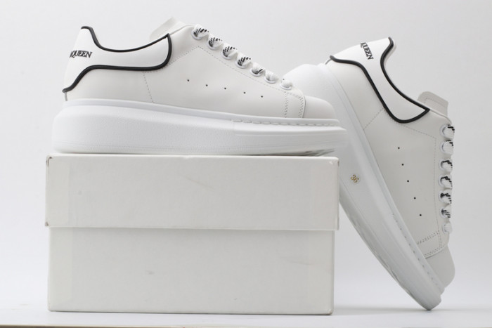 ALEXMQ Sneakers