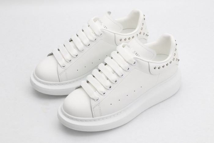 ALEXMQ Sneakers