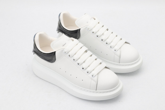 ALEXMQ Sneakers