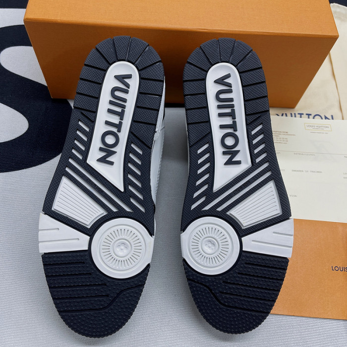 LUSV SNEAKERS
