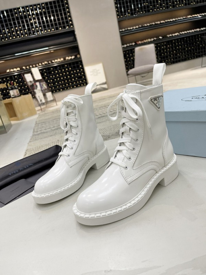 Pra*a boots