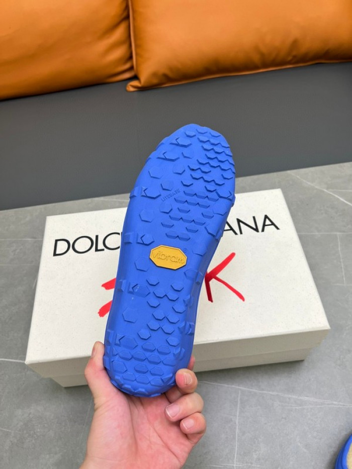 DG SNEAKER