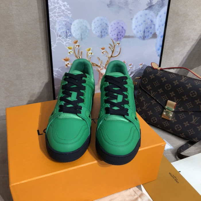 LUSV SNEAKERS