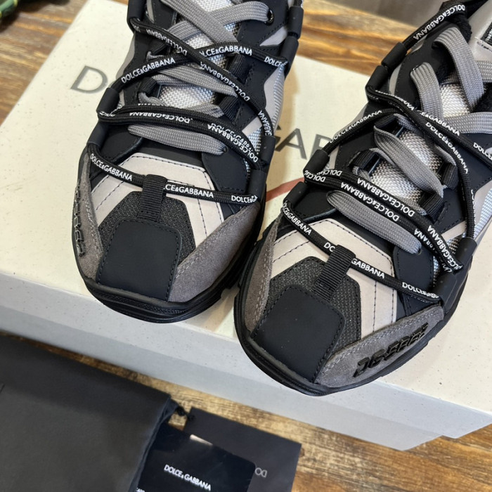 DG SNEAKER