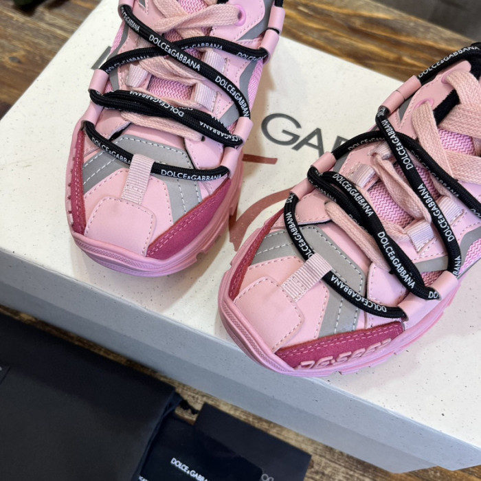 DG SNEAKER