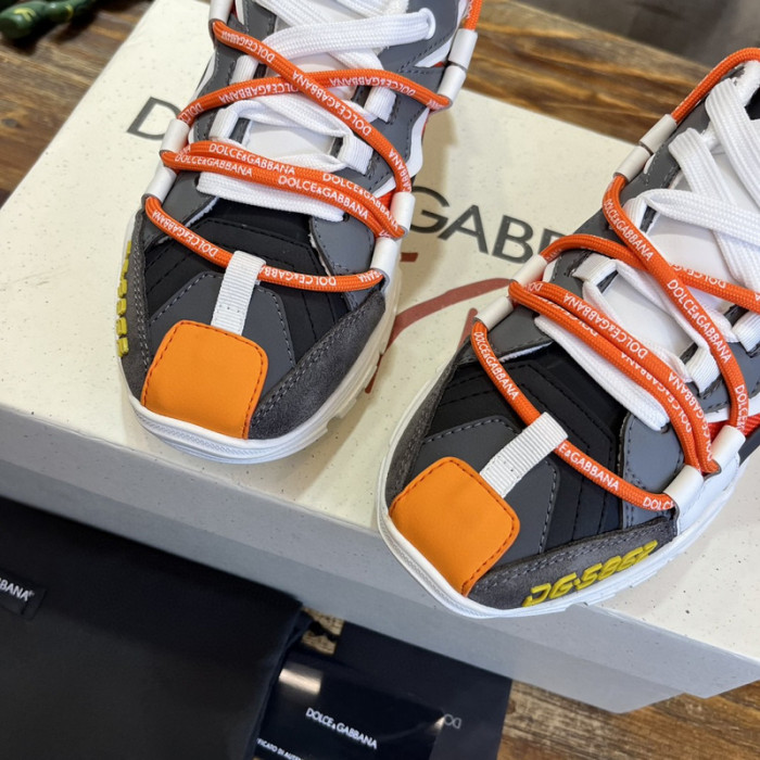 DG SNEAKER