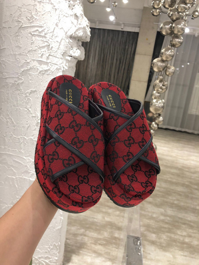 GCI GG Slide Sandal