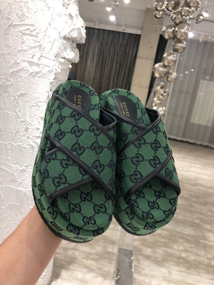 GCI GG Slide Sandal