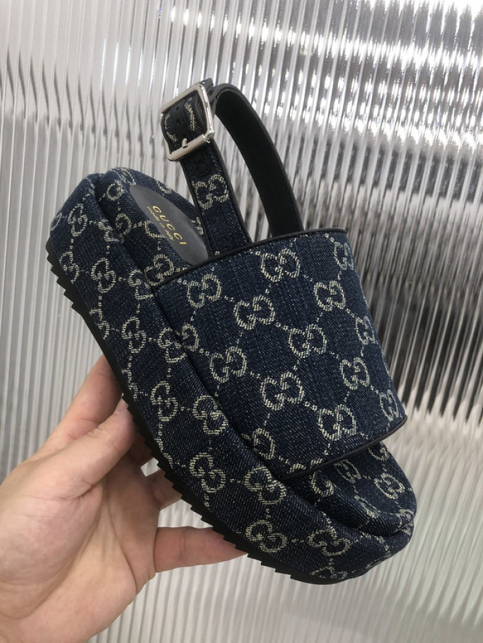 GCI GG Slide Sandal