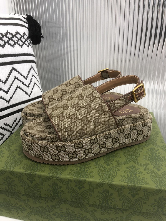 GCI GG Slide Sandal