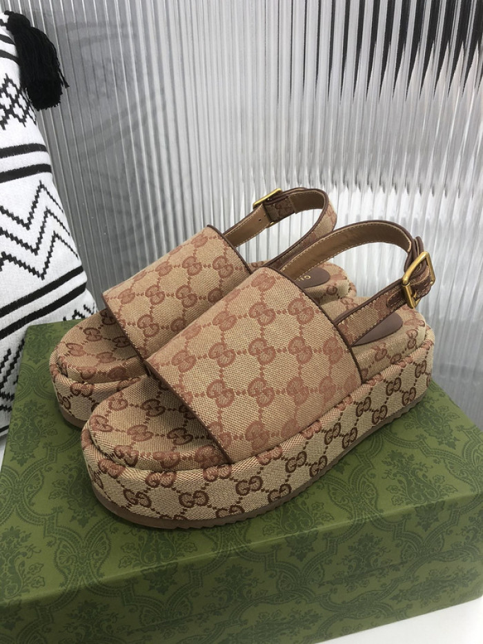 GCI GG Slide Sandal