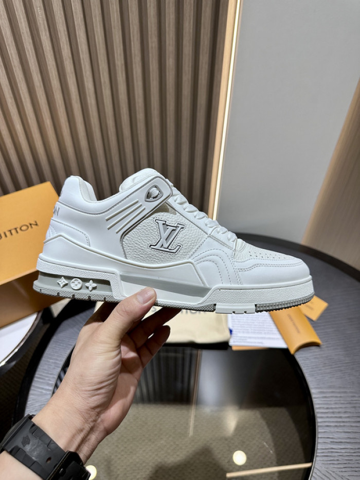 LUSV SNEAKERS
