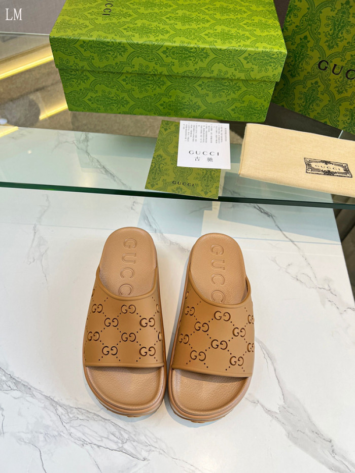 GCI GG Slide Sandal