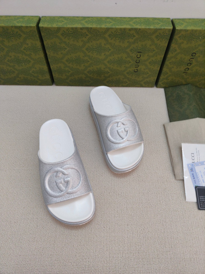 GCI GG Slide Sandal