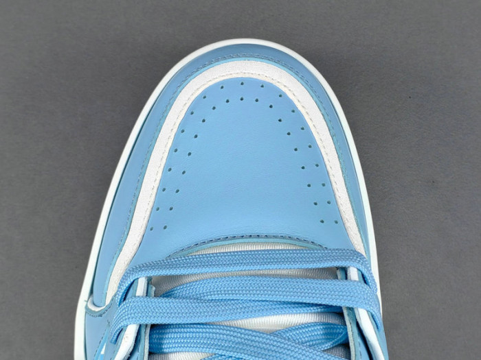 LUSV SNEAKERS