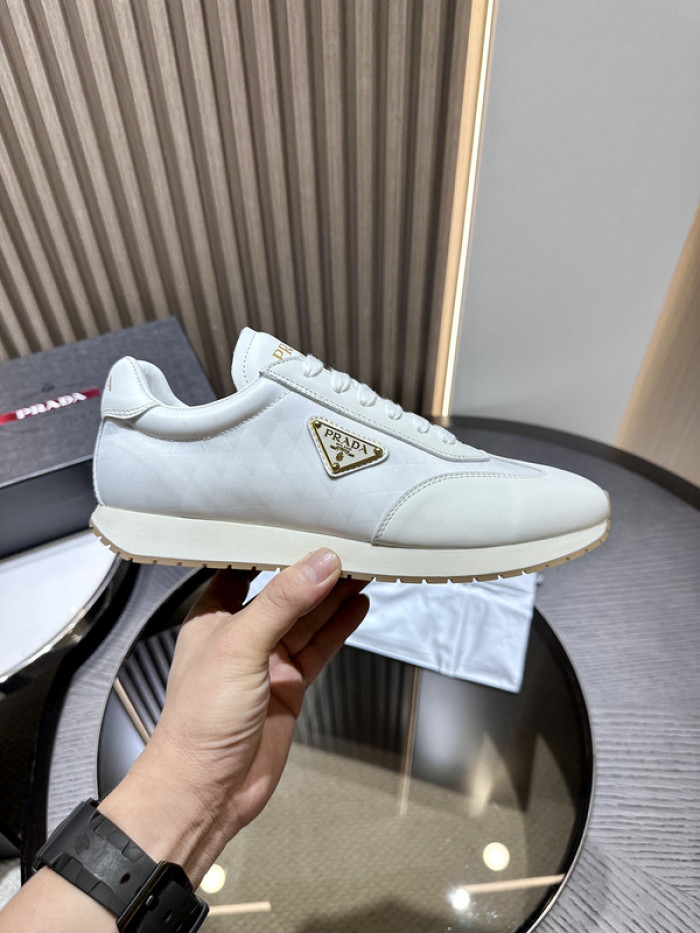 PRDA Sneaker